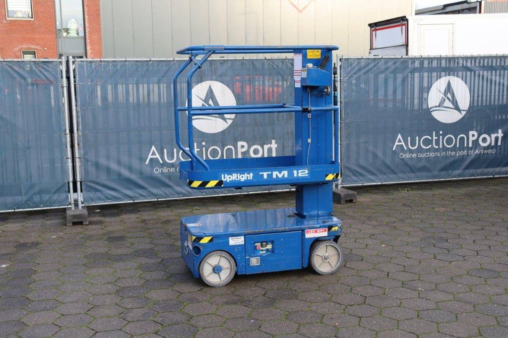 UpRight TM12 Elektrischer Mastlift 3,83 m 1999