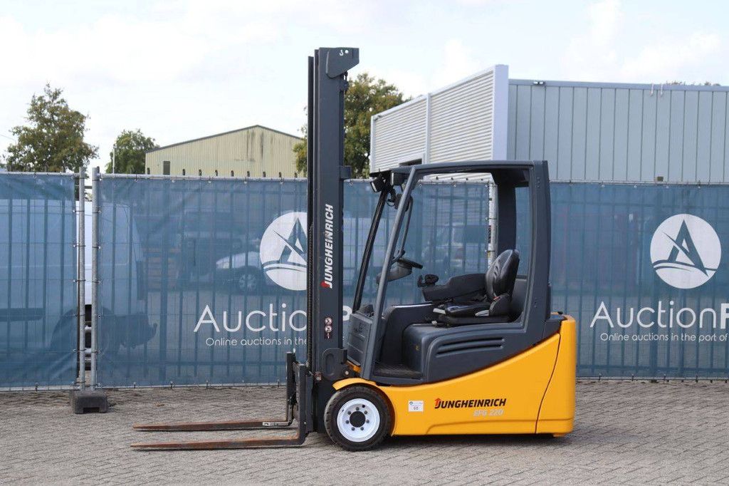 Forklift Jungheinrich EFG 220 Electric 1750kg 8.5m 2012