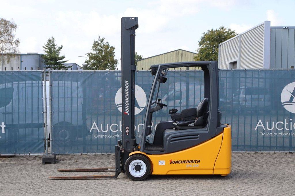 Forklift Jungheinrich EFG 220 Electric 1750kg 8.5m 2012