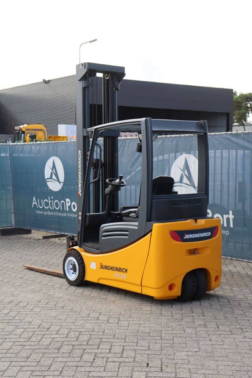 Forklift Jungheinrich EFG 220 Electric 1750kg 8.5m 2012