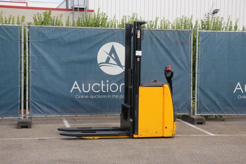 Hochhubwagen Linde L14 Elektro 1400kg 3,03m 2021 Demo