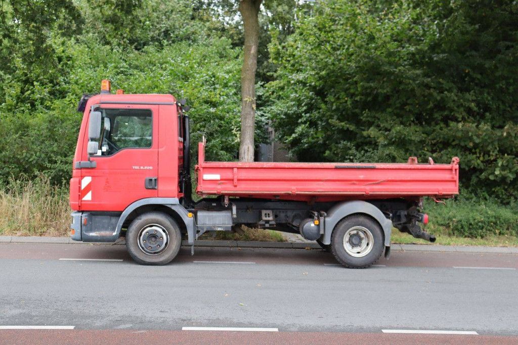 Truck Tipper MAN TGL02 Diesel 162kW 2009