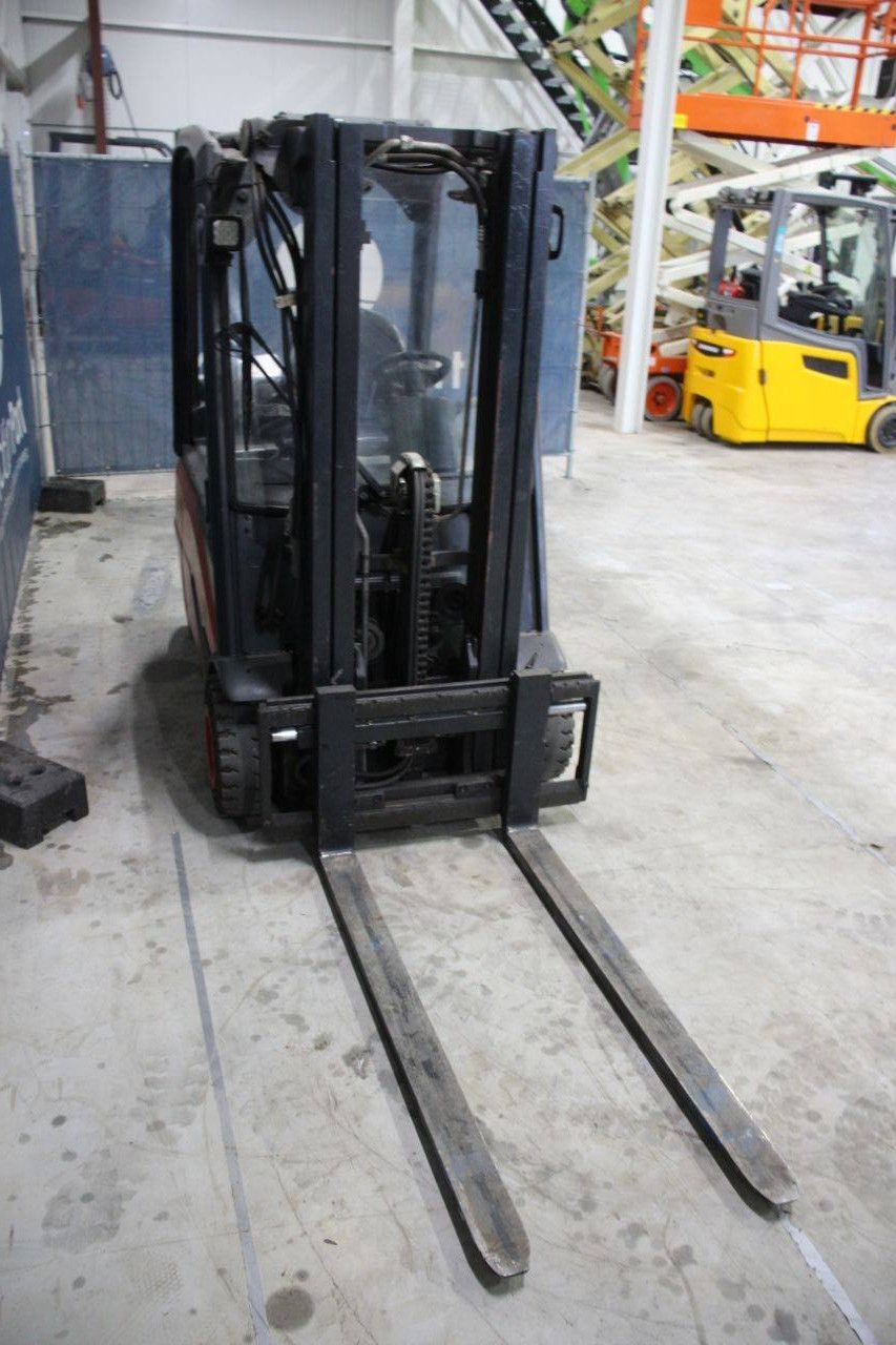 Gabelstapler Linde E16 Elektro 1600kg 7,0m