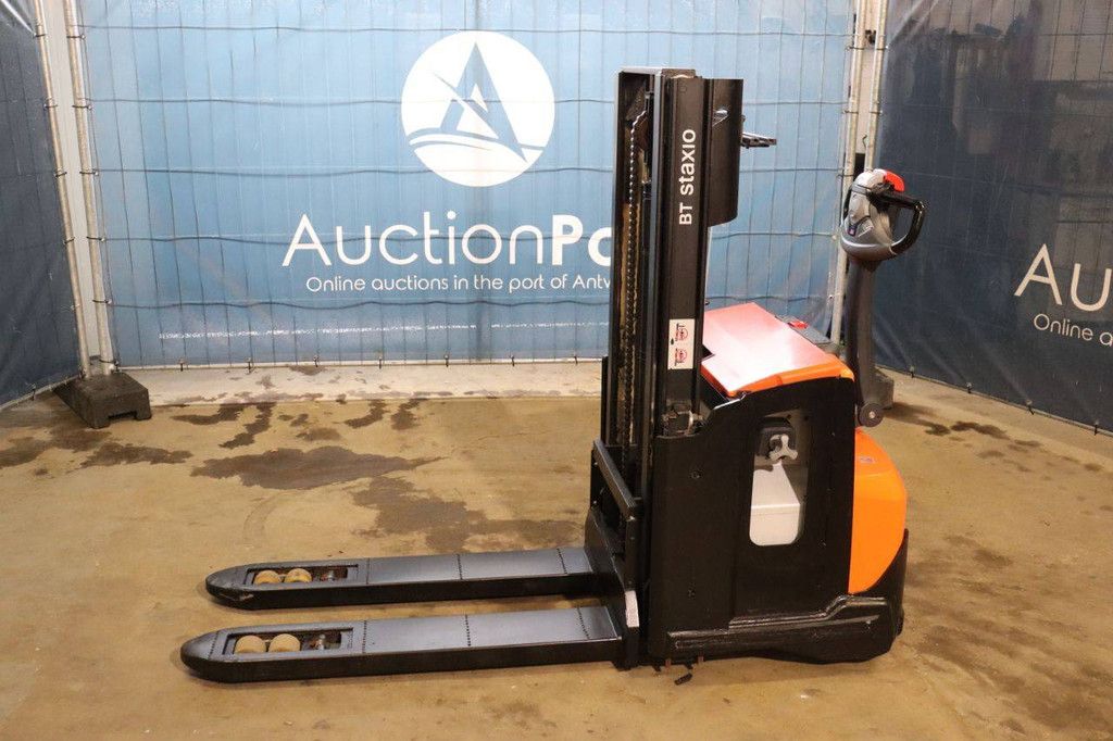Toyota SWE200D Electric Stacker 2000kg 2020