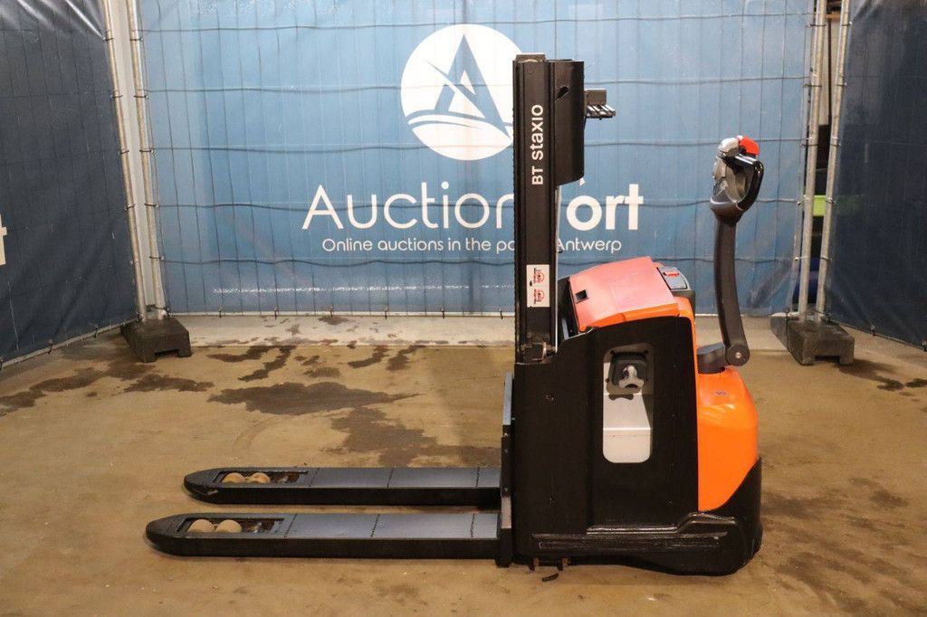 Toyota SWE200D Electric Stacker 2000kg 2020