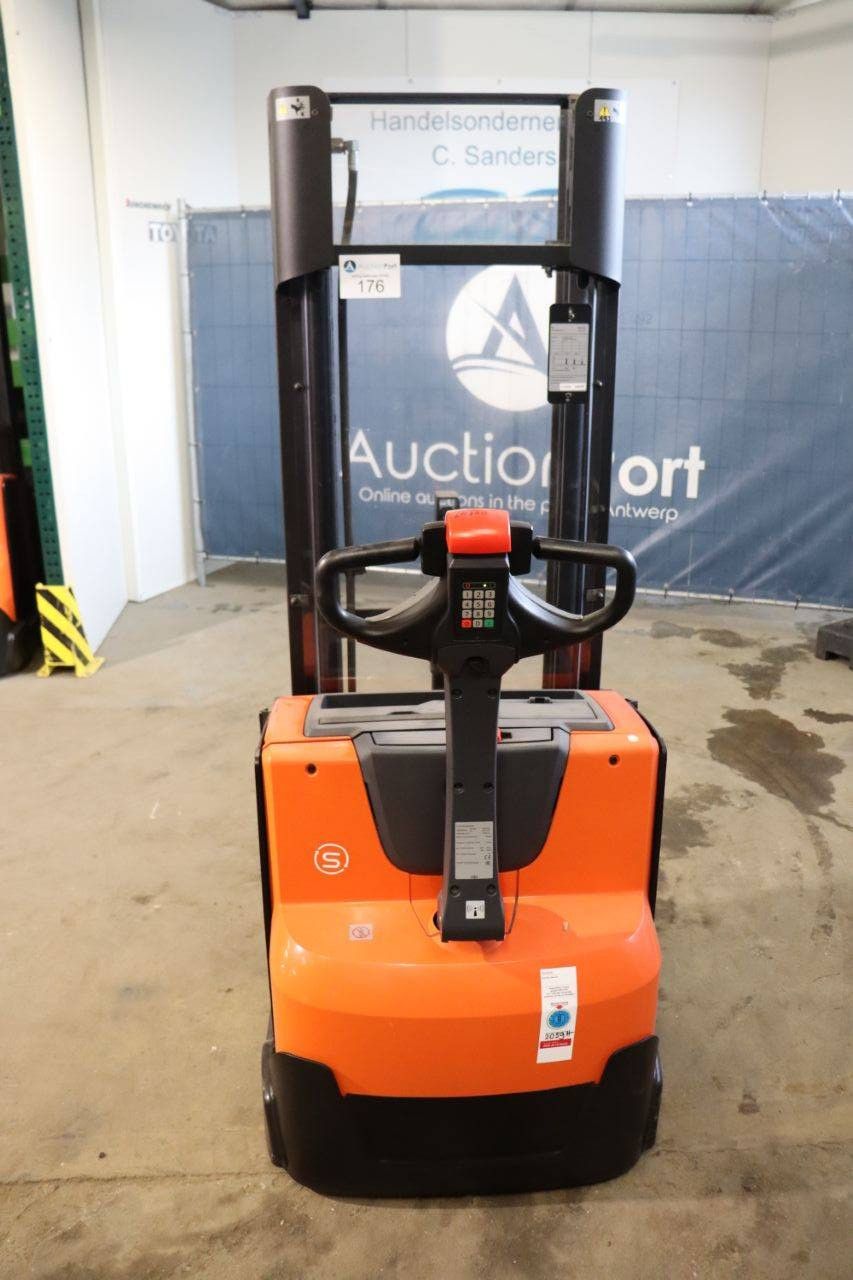 Hochhubwagen Toyota SWE120 Elektro 1200kg 2018