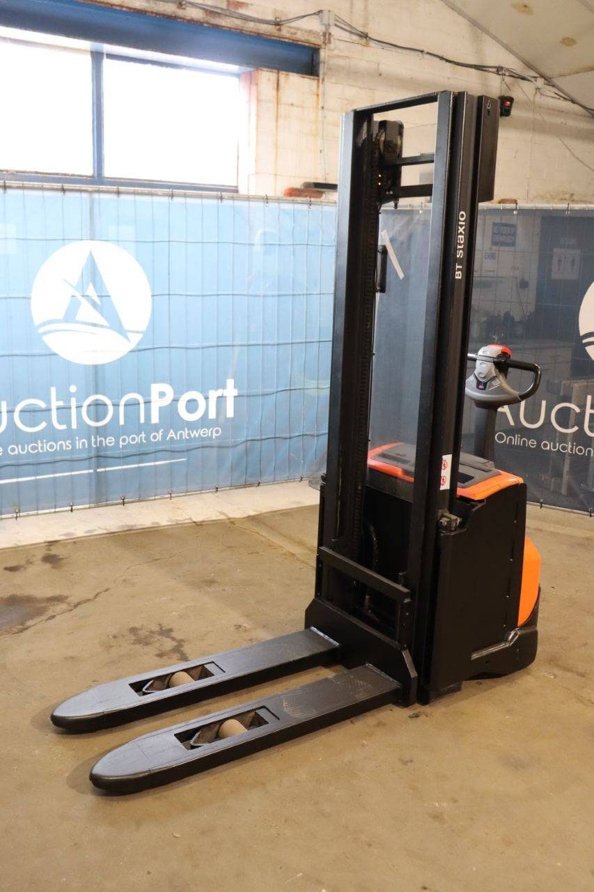 Stacker Toyota SWE140 Electric 1400kg 3.25m 2017