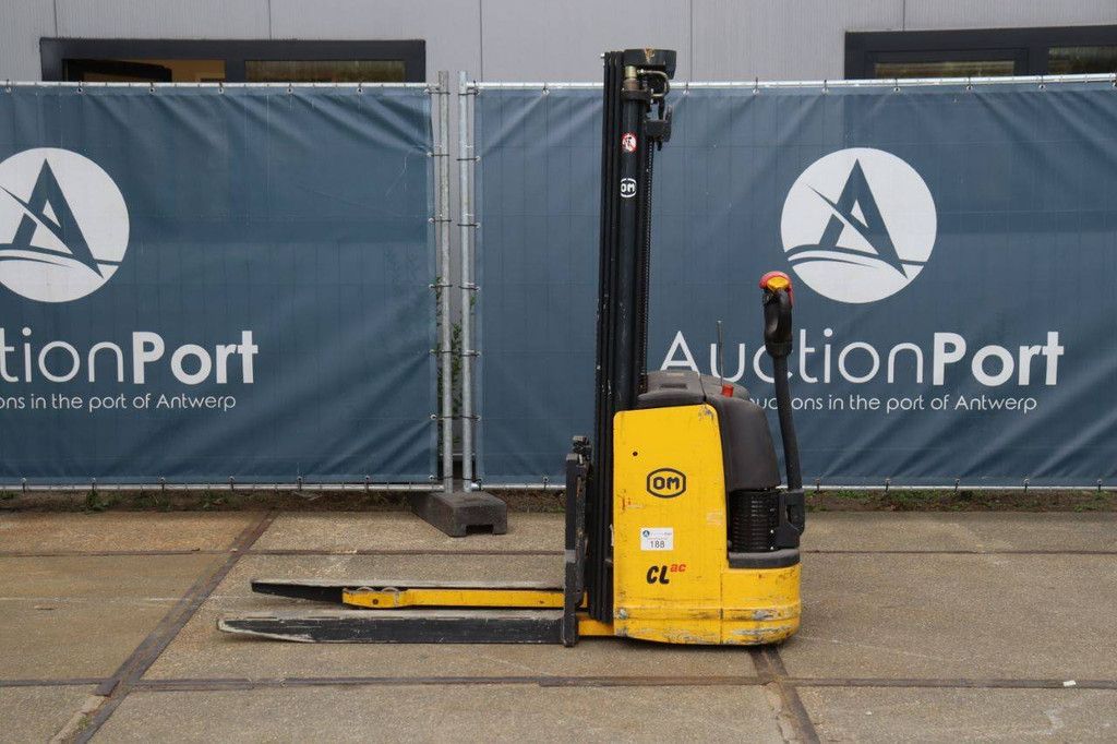 Stacker OMG CL 10.5 ac Electric 1050kg 4.2m 2008