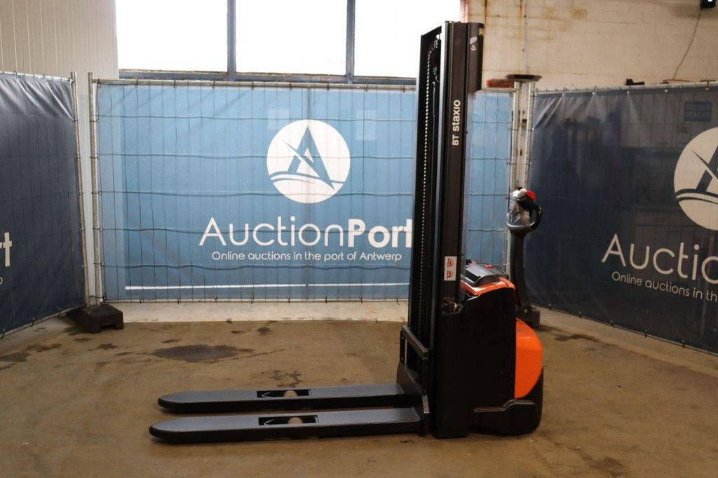 Toyota SWE100 Electric Stacker 1000kg 3.3m 2019