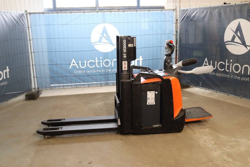 Toyota SPE200D Electric Stacker 1000kg 2.0m 2021