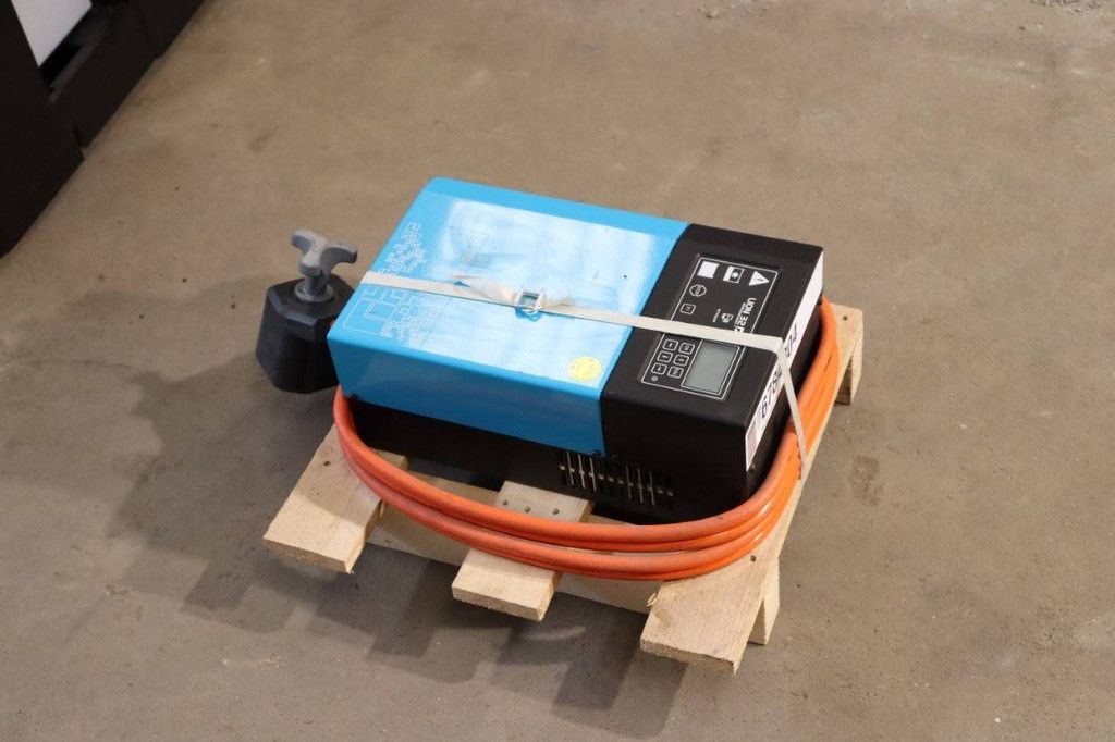 Toyota SPE120 Elektro-Stapler 1200 kg 3,7 m 2020