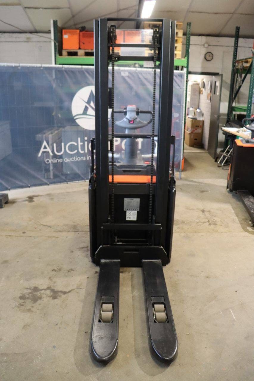 Hochhubwagen Toyota SPE120 Elektro 1200kg 3,3m 2017
