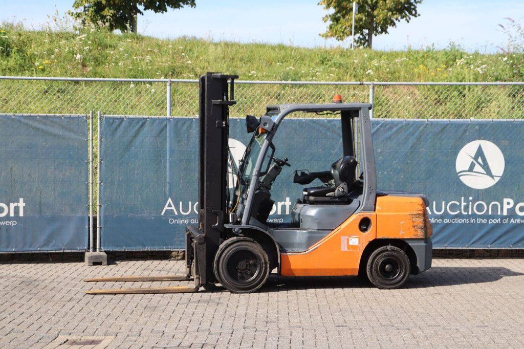 Gabelstapler Toyota 52-8FDJF35 Diesel 2200kg 3,7m 2012