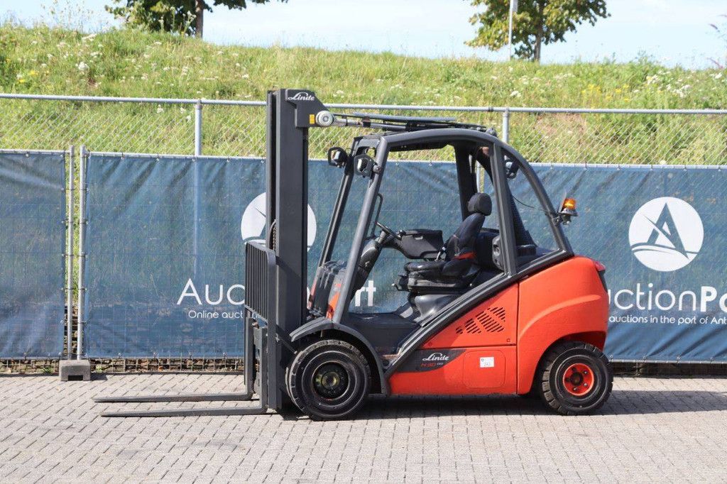 Gabelstapler Linde H30D Diesel 3000kg 5.0m 2017
