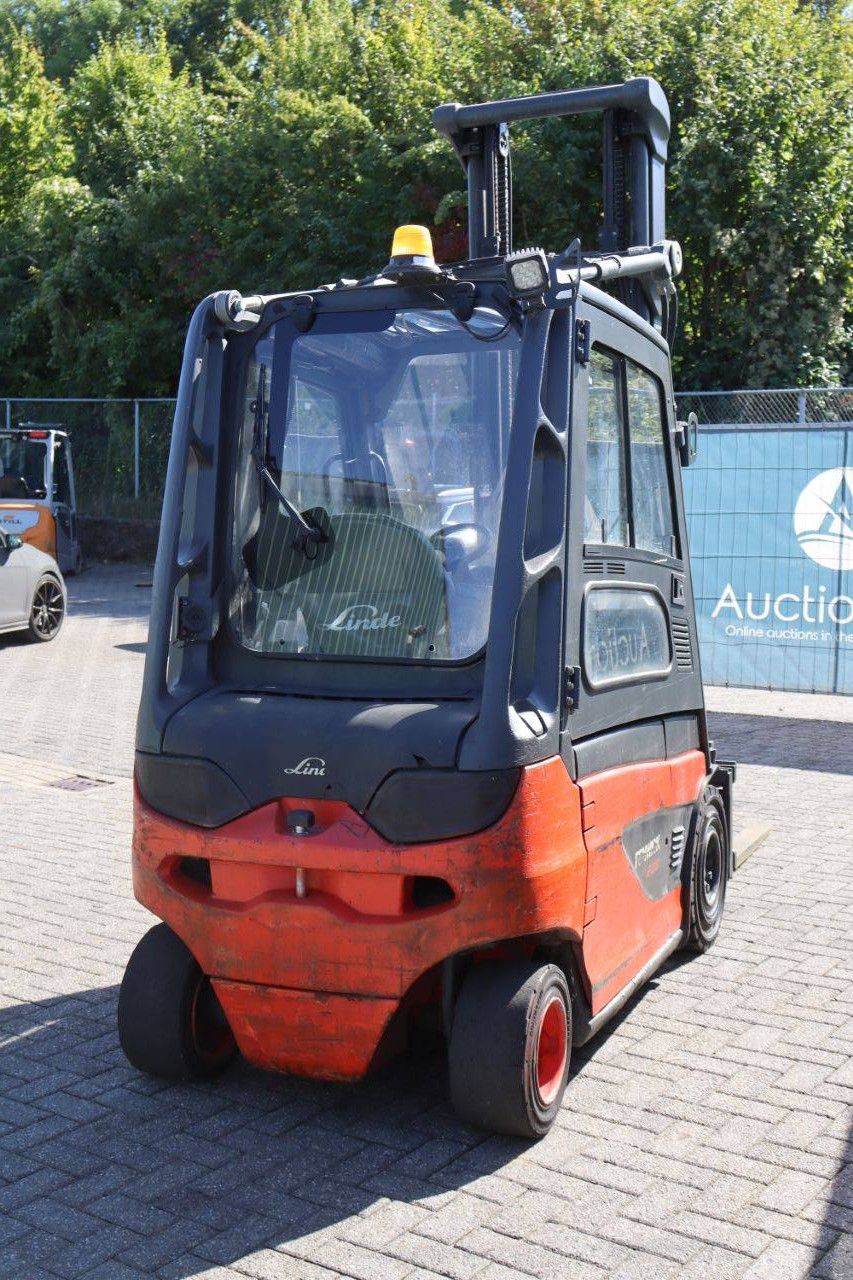 Gabelstapler Linde E25 Elektro