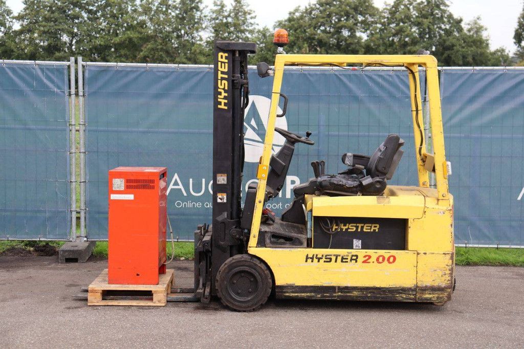 Hyster J2.00XMT Elektro-Gabelstapler 1890 kg 4,8 m 2016