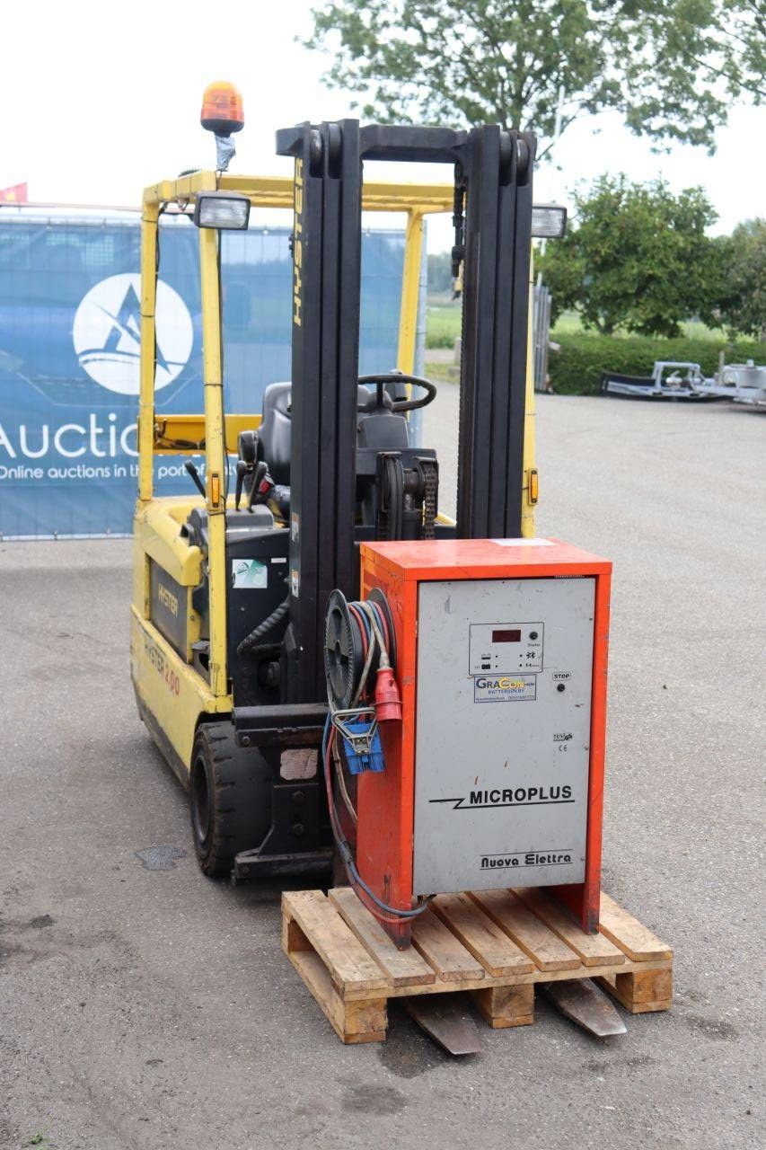 Hyster J2.00XMT Elektro-Gabelstapler 1890 kg 4,8 m 2016