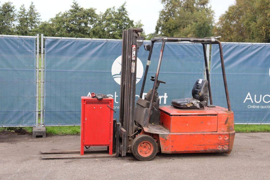 Fenwick-Linde E16Z-02 Elektro-Gabelstapler 1600kg 2000