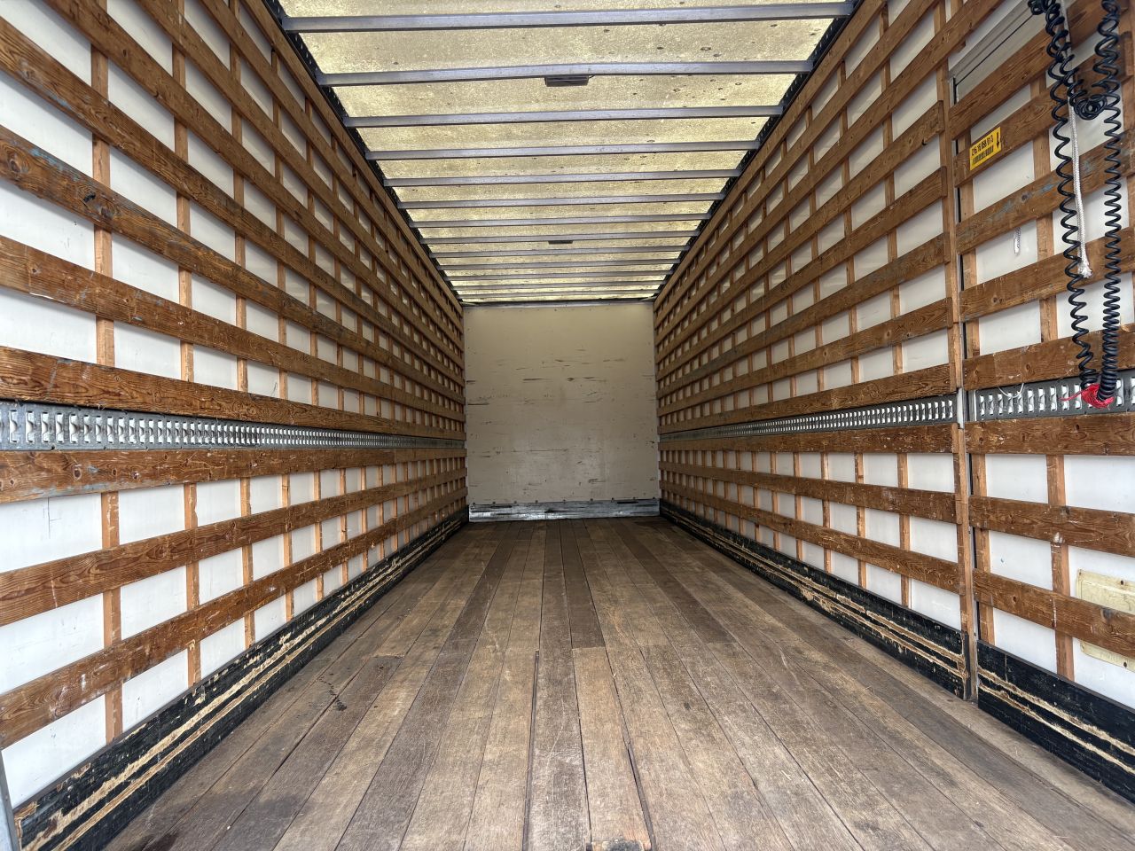 Be oplegger 8 TON Veldhuizen met laadklep 1000 kg