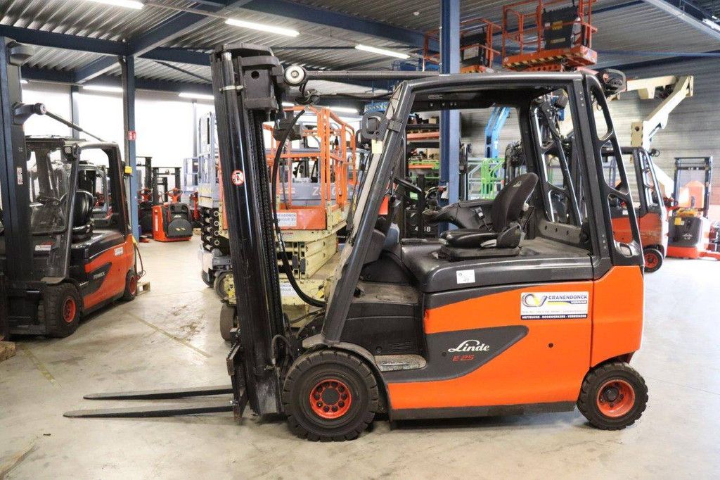 Gabelstapler Linde E25HL-01/600 Elektro 2500kg 5m 2013