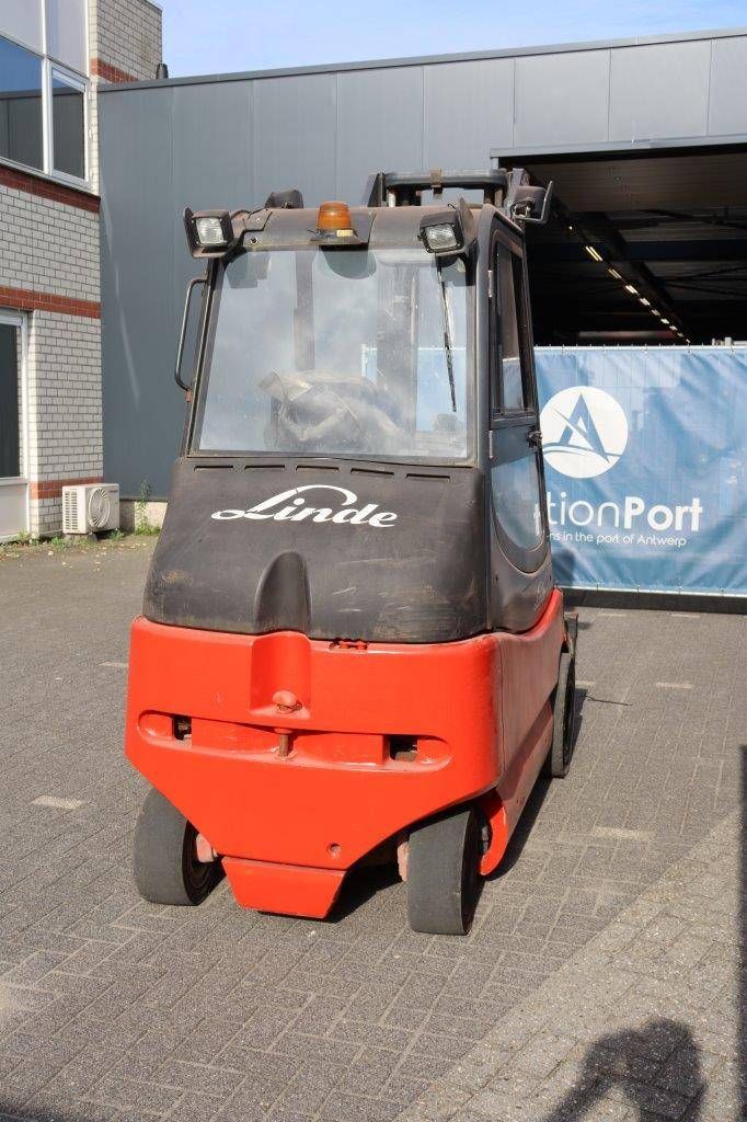 Forklift Linde E30/02/600 Electric 3000kg 5.6m 2008