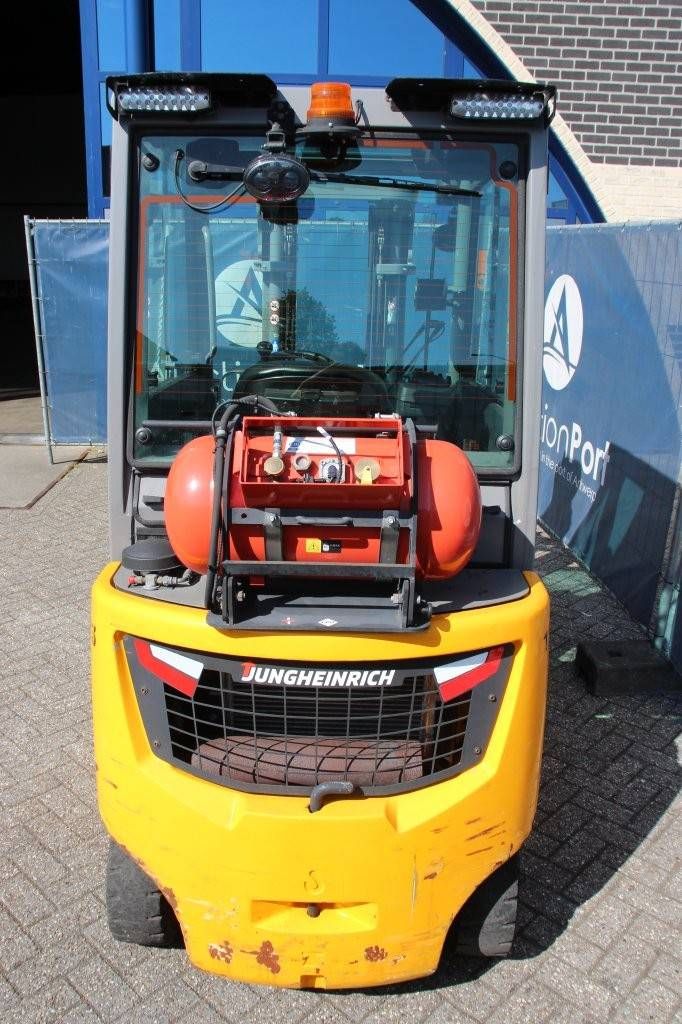 Gabelstapler Jungheinrich TFG 320S LPG 2000kg 4,4m 2020