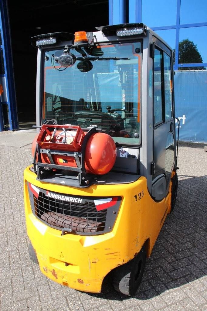 Gabelstapler Jungheinrich TFG 320S LPG 2000kg 4,4m 2020