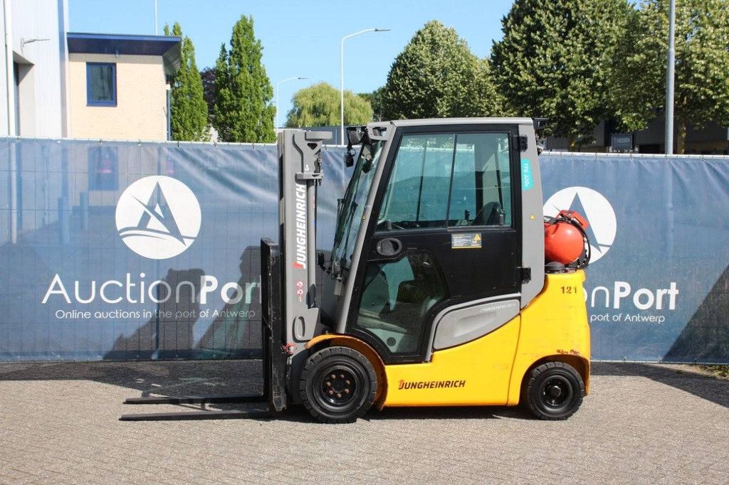 Forklift Jungheinrich TFG 320S LPG 2000kg 4.2m 2020