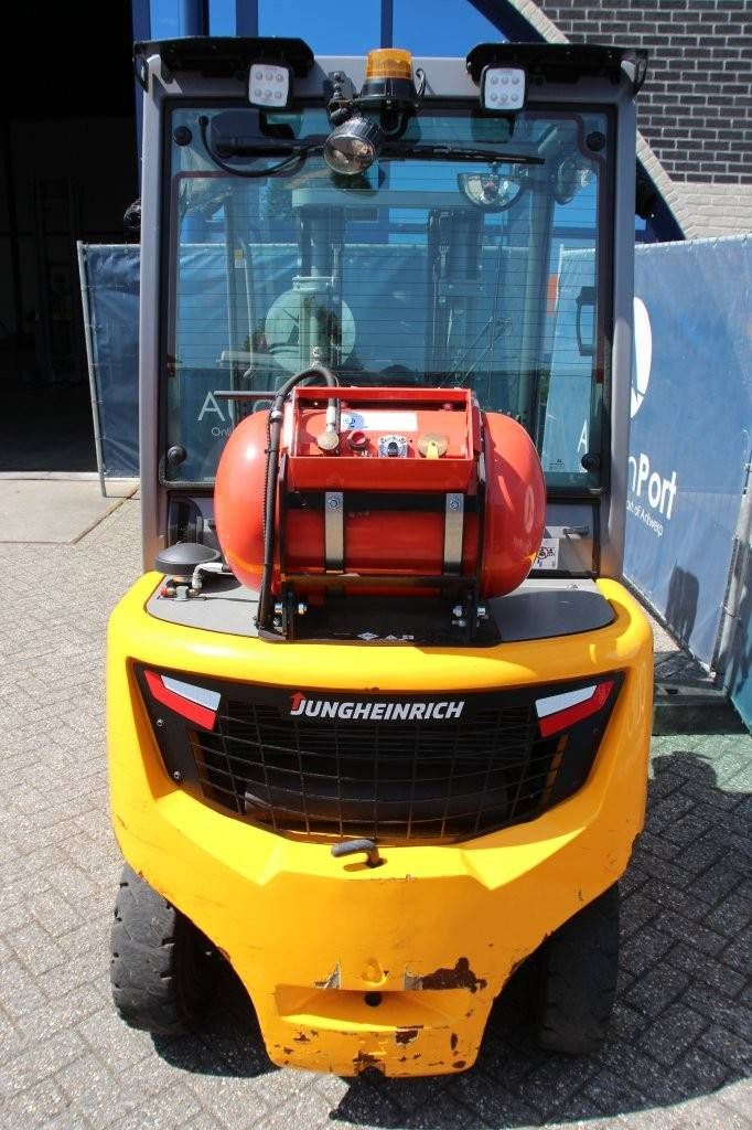 Gabelstapler Jungheinrich TFG 425s Treibgas 2500kg 4,4m 2019