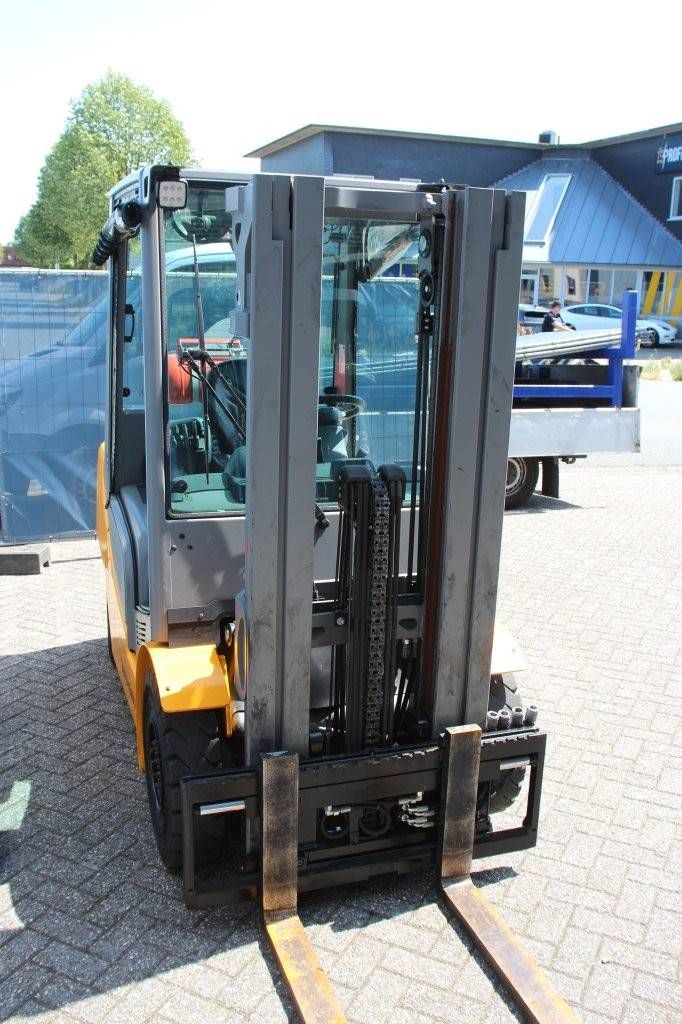 Gabelstapler Jungheinrich TFG 425s Treibgas 2500kg 4,4m 2019