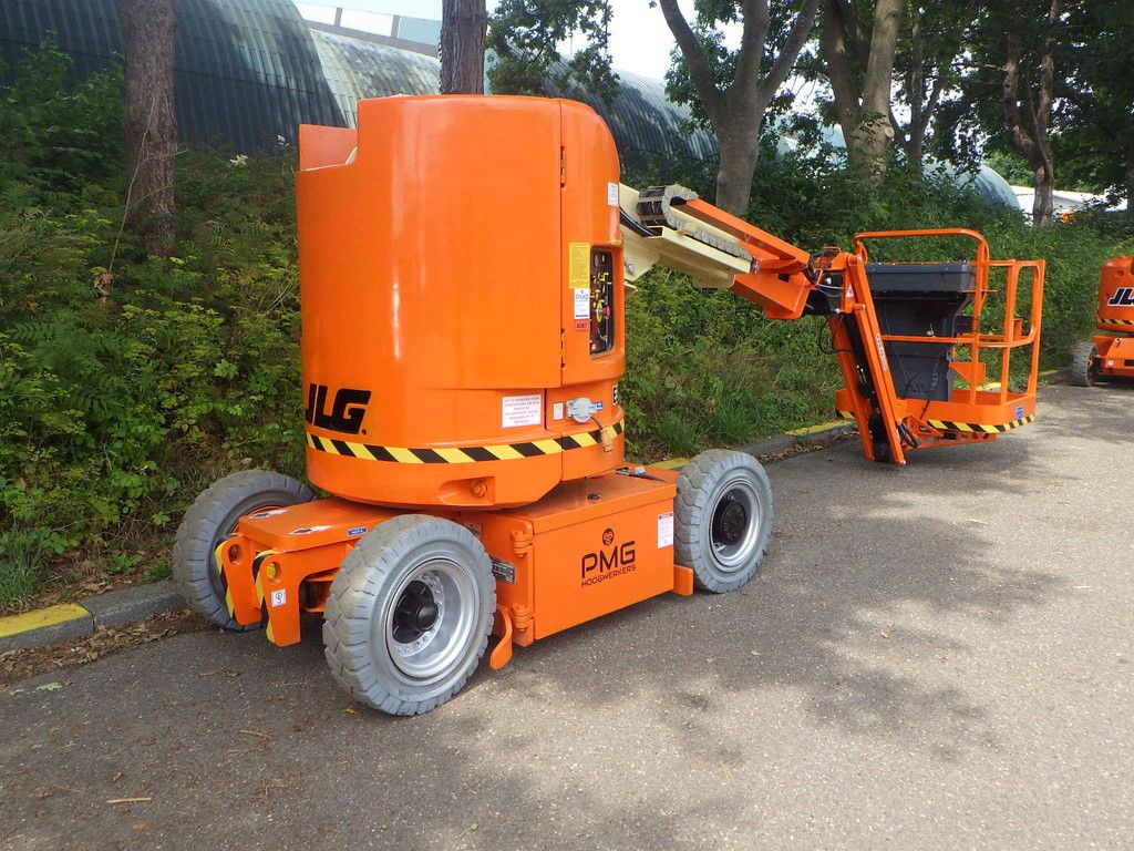 JLG E300AJP Elektrische Gelenkteleskoparbeitsbühne 11,19 m 2011