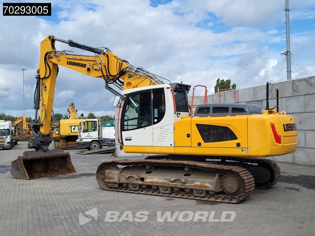 Liebherr R926 LC