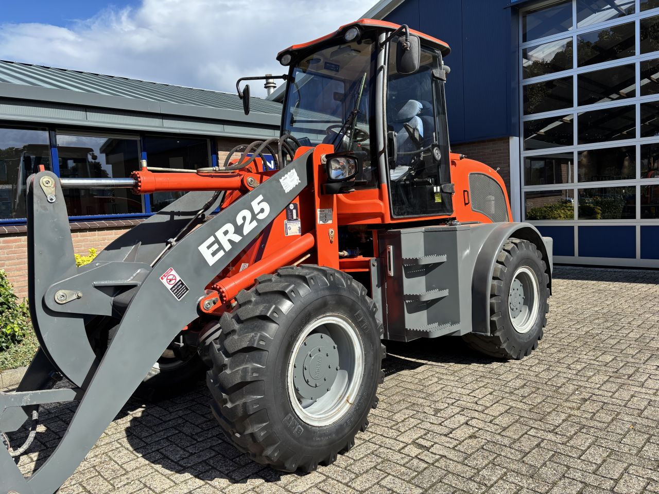 EVERUN ER25 wiellader 2500 kg hefvermogen