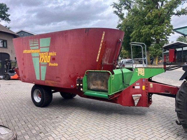 STRAUTMANN Vertimix 1700 feedwagon