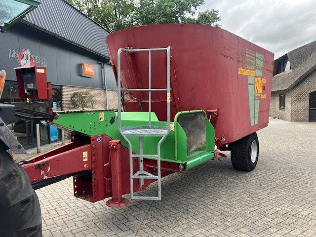 STRAUTMANN Vertimix 1700 feedwagon