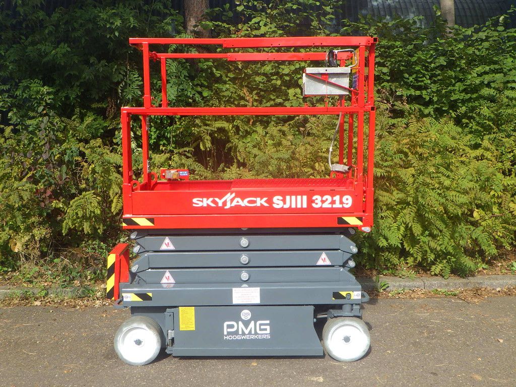 Scherenbühne Skyjack SJ3219 Elektro 7,81m 2017