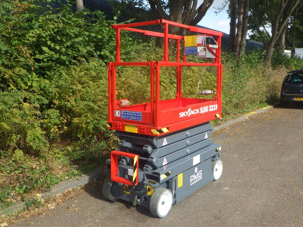Scherenbühne Skyjack SJ3219 Elektro 7,81m 2017
