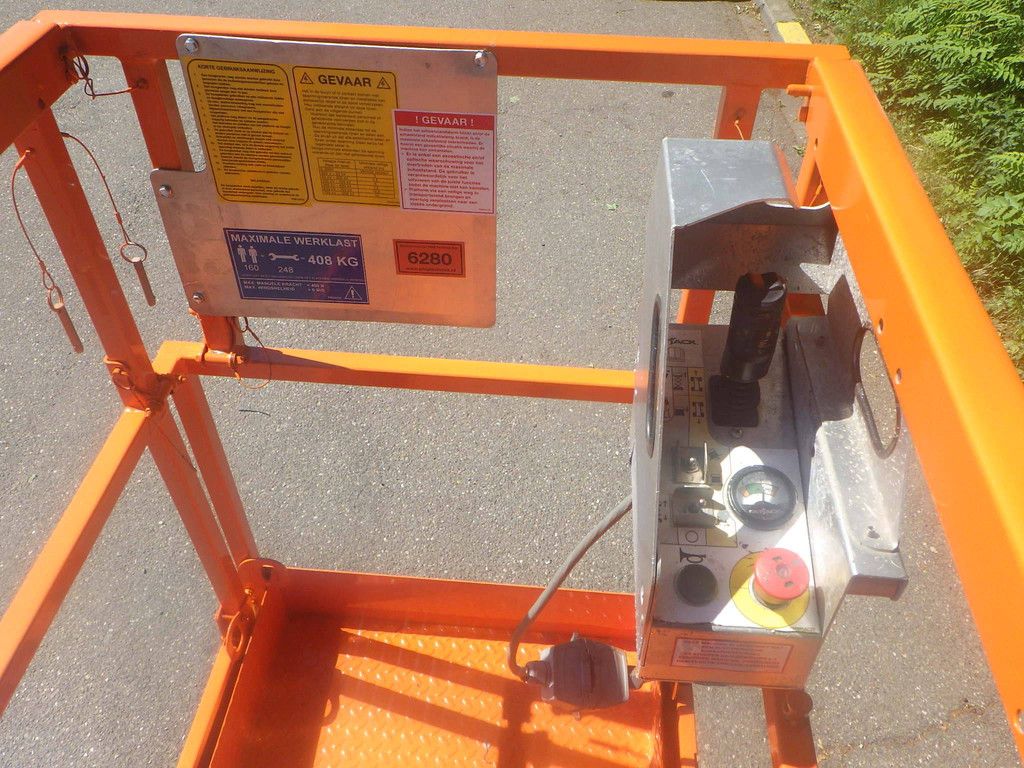 Scissor lift SkyJack SJ3220 Electric 8.10m 2017