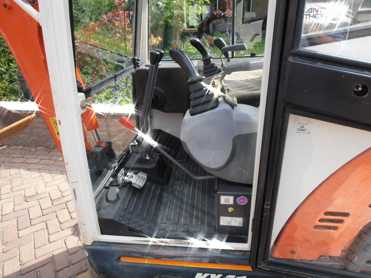 Minigraver Kubota 41-3V Bj;2011 met 1376 uren