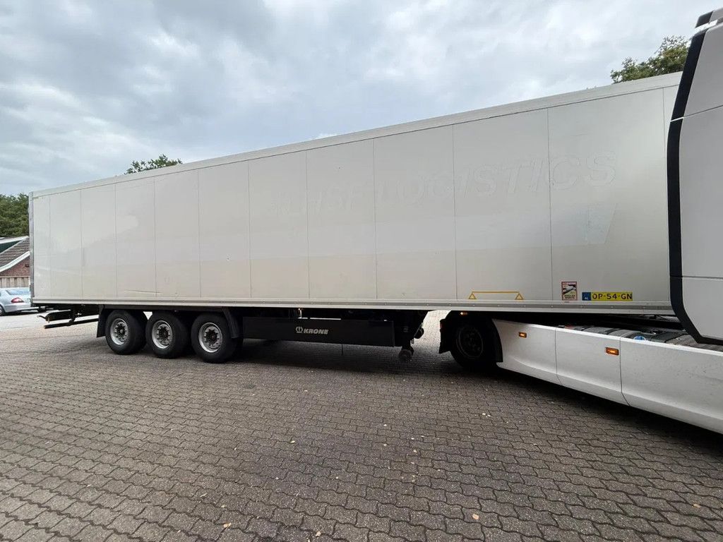 Krone Carrier Vector 1950 MT 5x Meatrails Rohrbahnen Fleisch Hooks