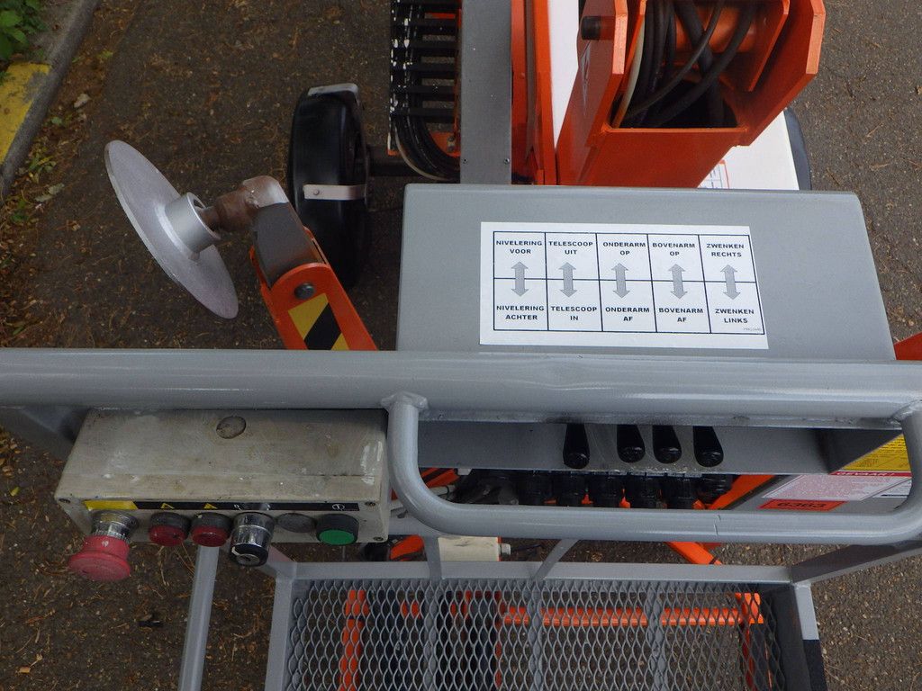 Anhänger-Arbeitsbühne Nifty 120TAC Electric 12.20m 2011