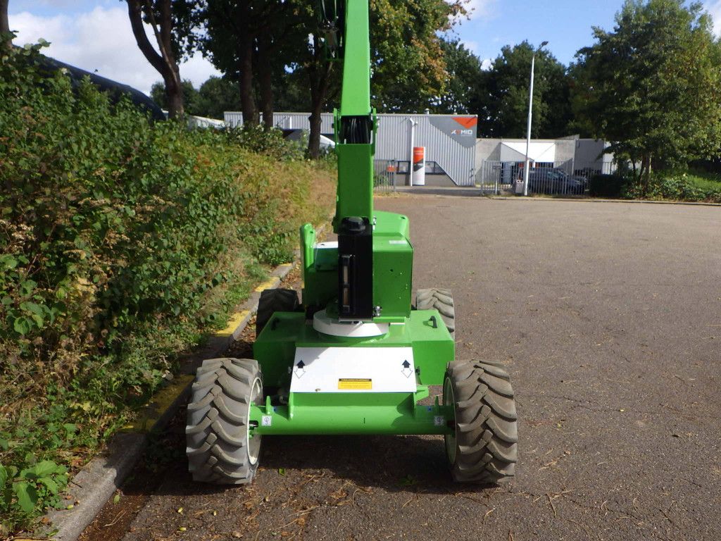 Nifty HR12D Diesel 12.20m Articulated Boom Lift 2014