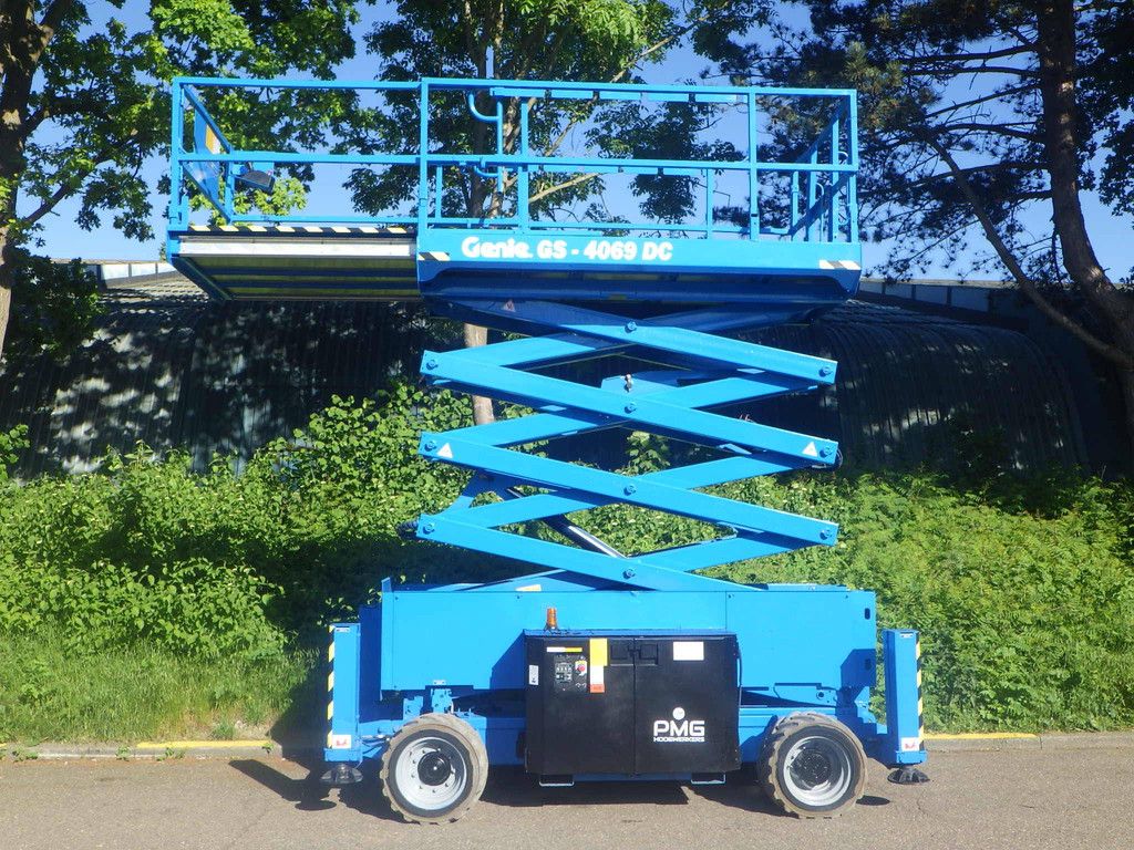 Genie GS-4069DC Elektrische Scherenhebebühne 14,12 m 2013