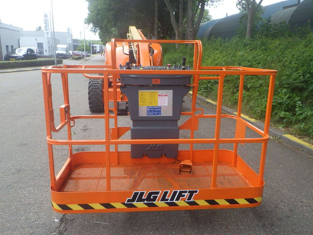 JLG 600AJ Diesel 20,47 m Gelenkteleskoparbeitsbühne 2011