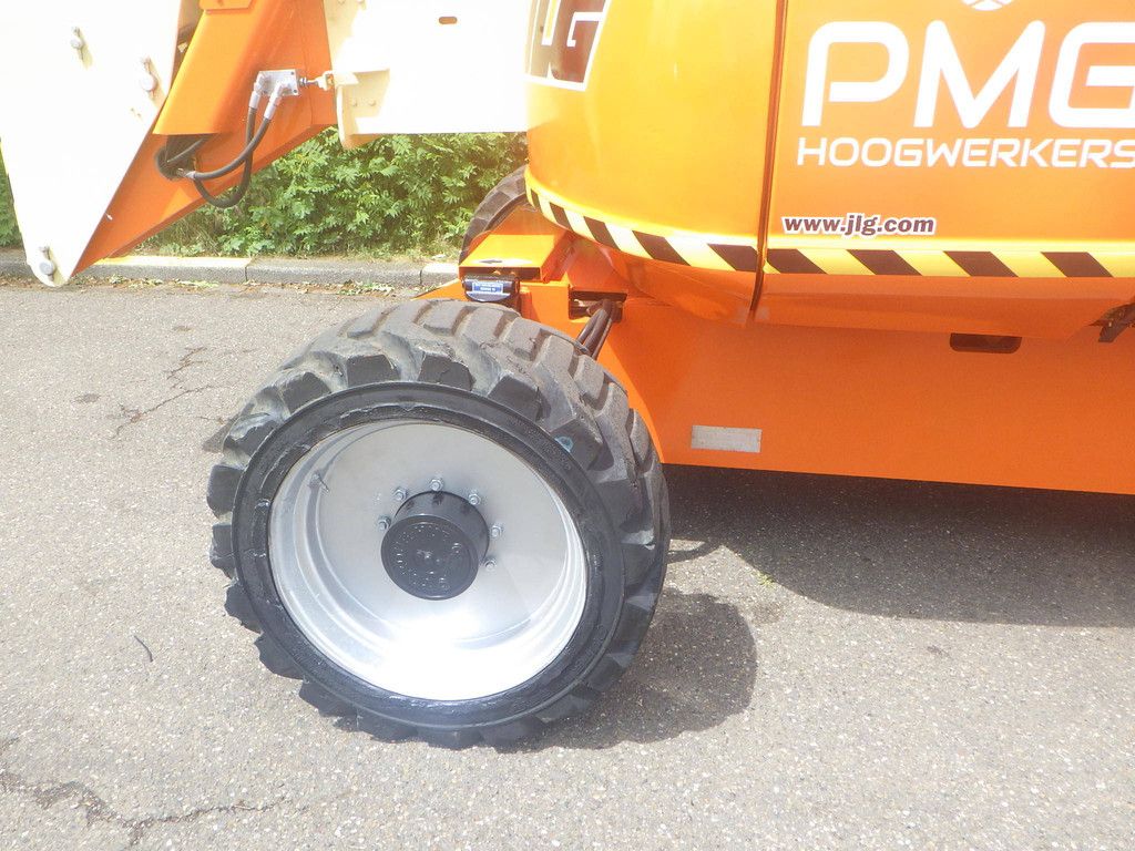 JLG 600AJ Diesel 20,47 m Gelenkteleskoparbeitsbühne 2011