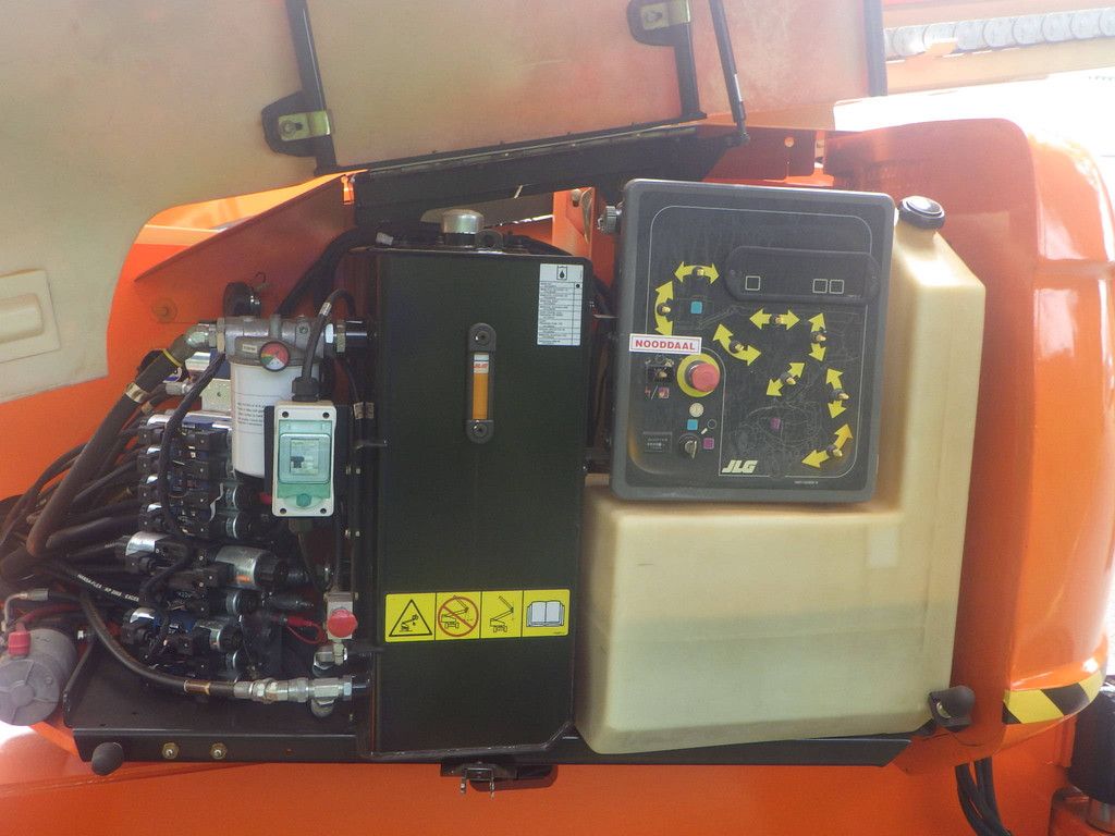 JLG 600AJ Diesel 20,47 m Gelenkteleskoparbeitsbühne 2011