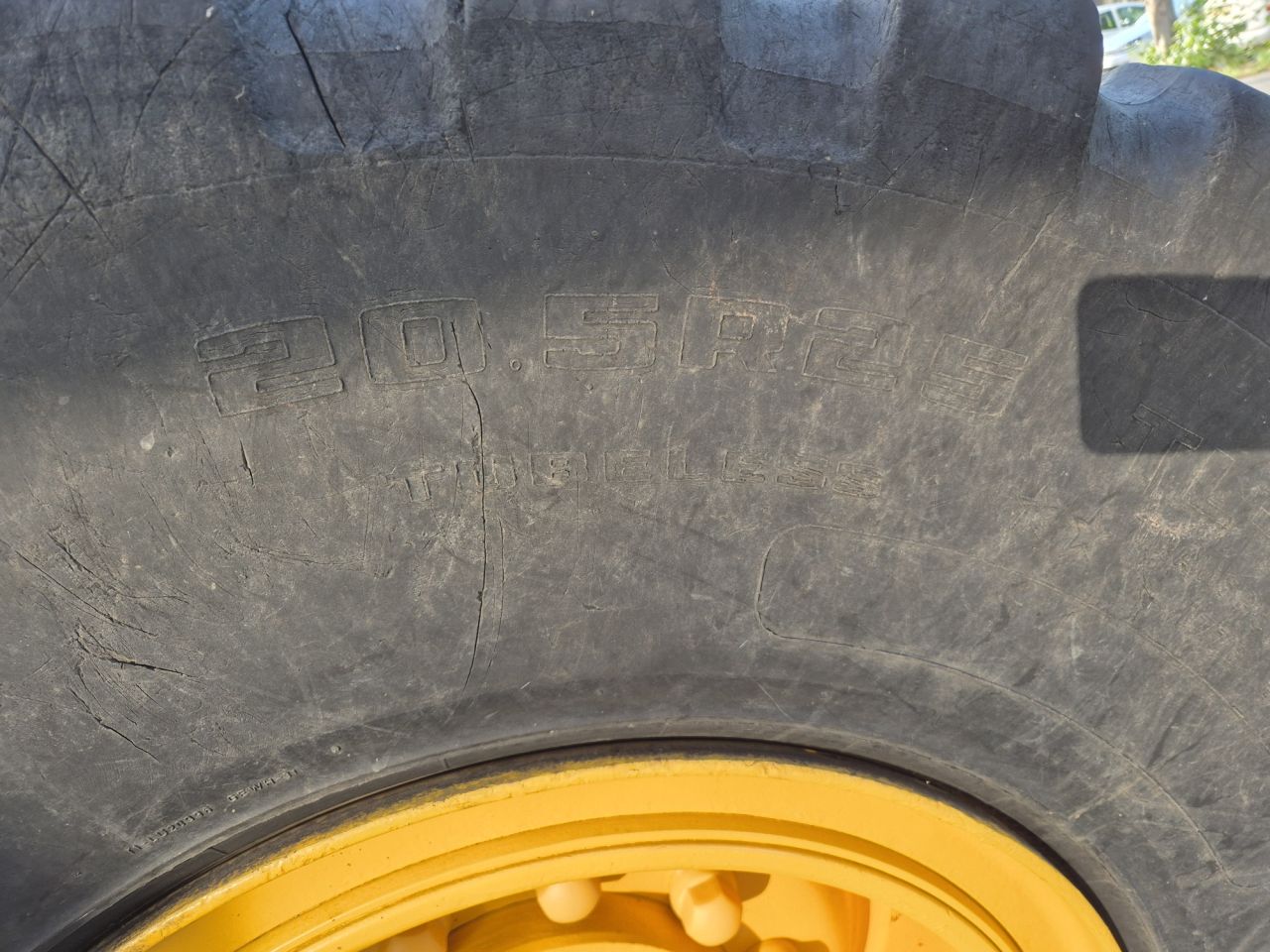 VOLVO L70C loader weight 11 ton