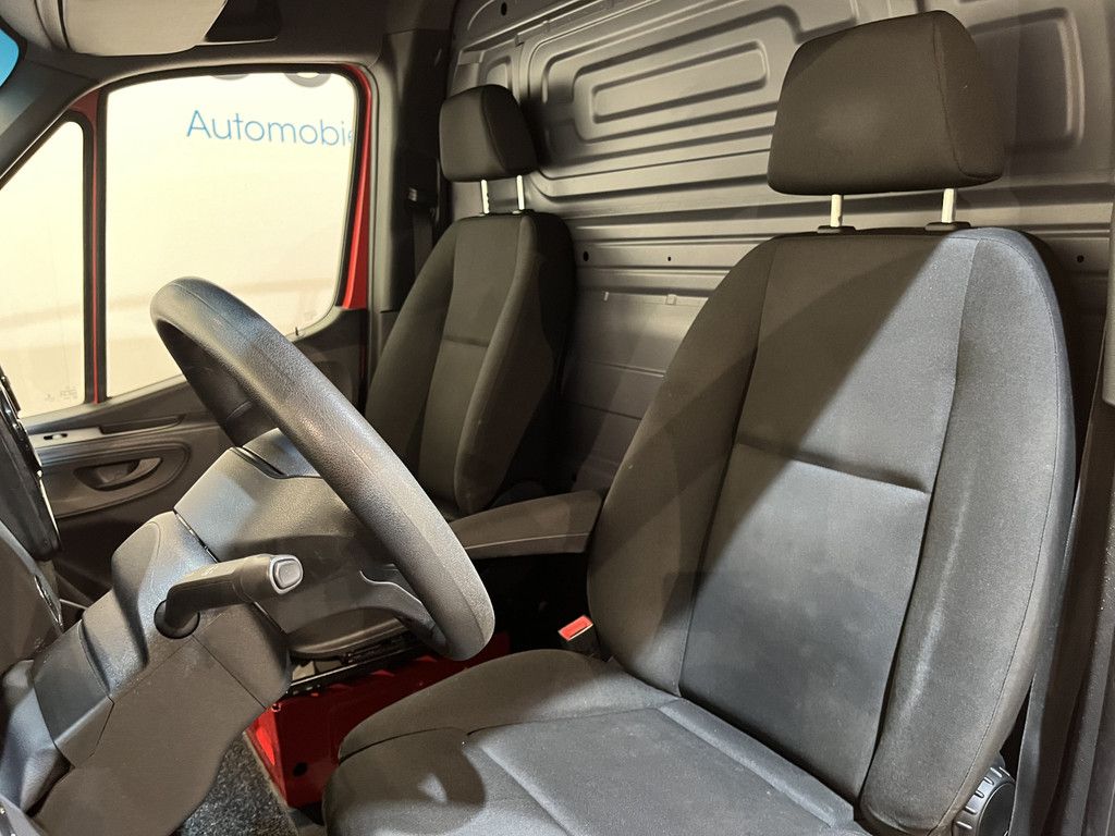 Mercedes-Benz Sprinter 314 CDI L2H1 RWD Servicebus / Sortimo Inrichting / Euro 6 / Airco / Camera / MBUX / Cruise Control / Trekhaak / CarPlay / Navigatie / Imperiaal / 75.000 KM !!