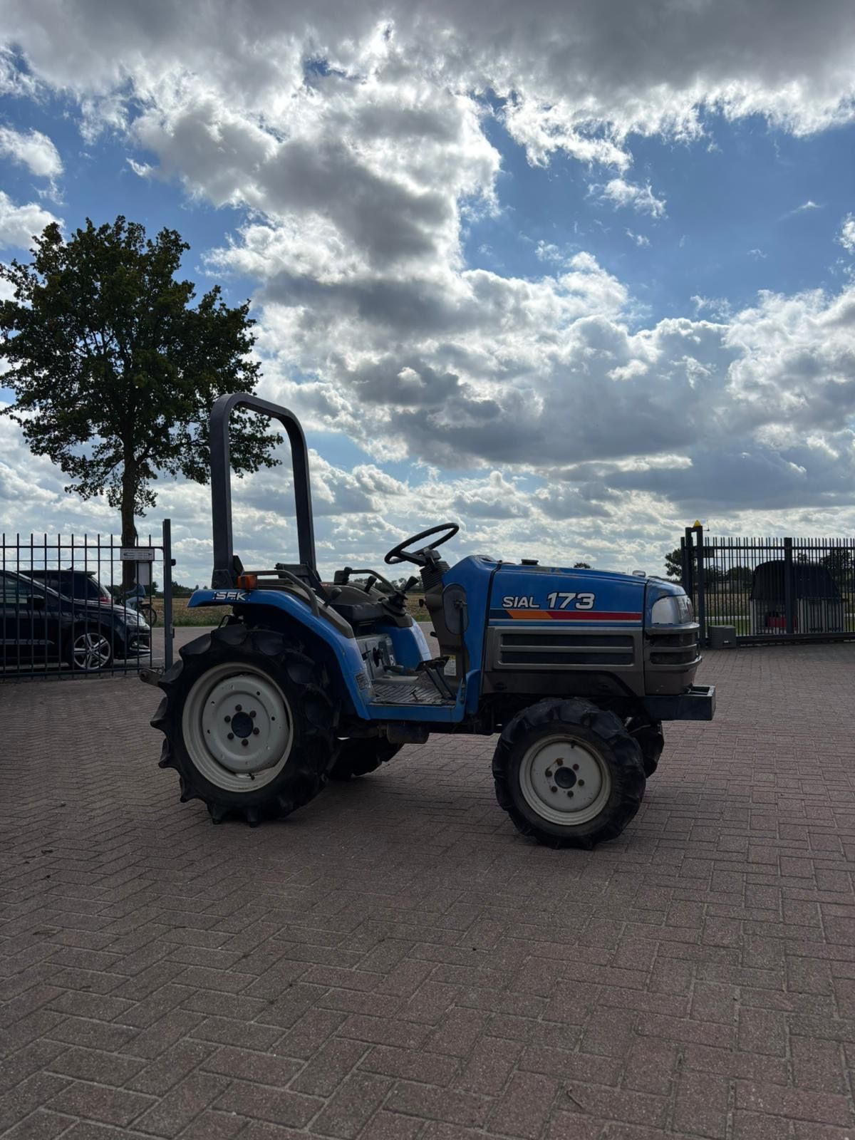 Iseki sial 173 stuurbekrachtiging
