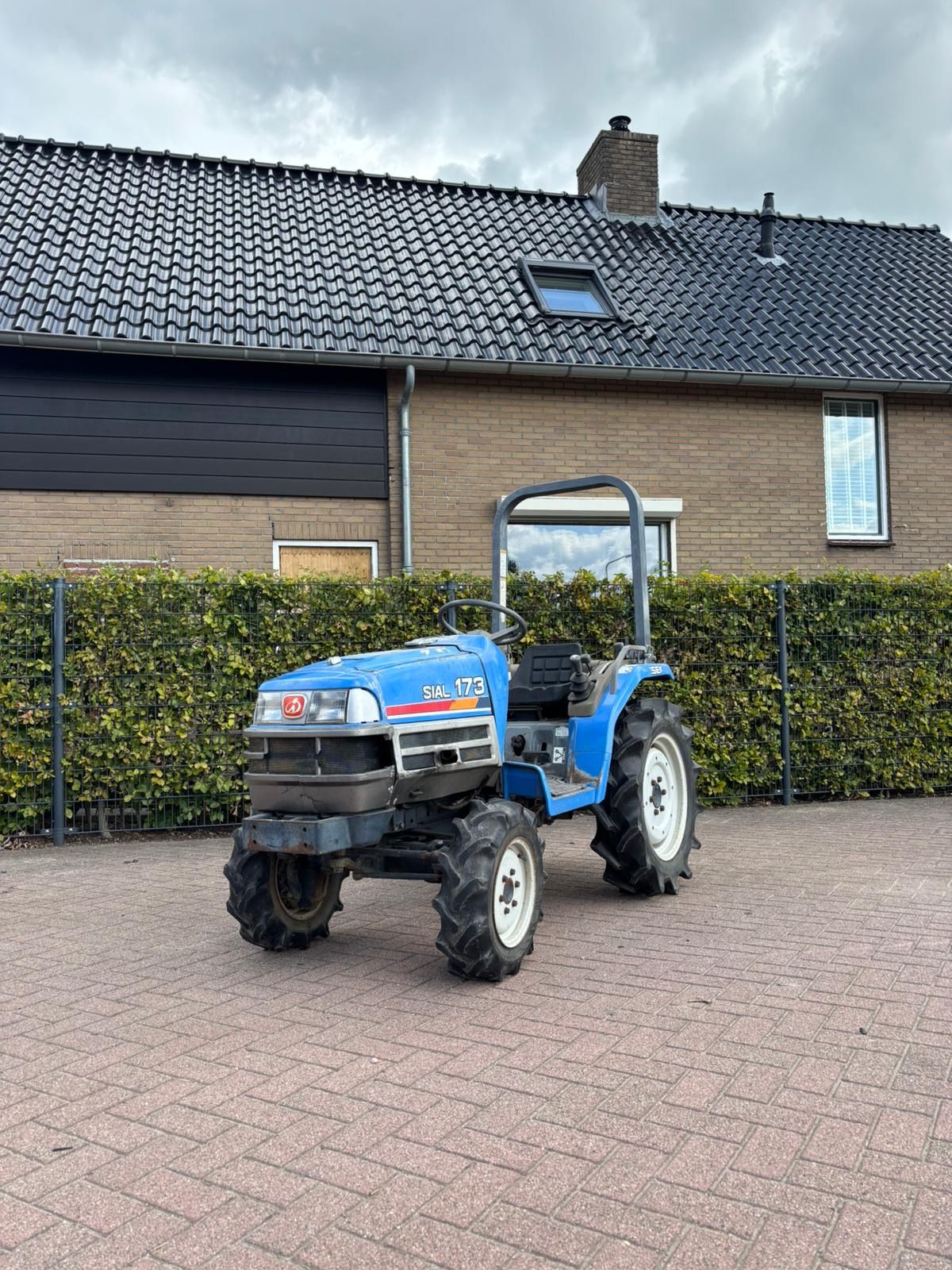 Iseki sial 173 stuurbekrachtiging